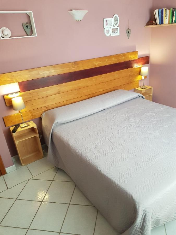 A Casa Di Monica Couette-café Olbia